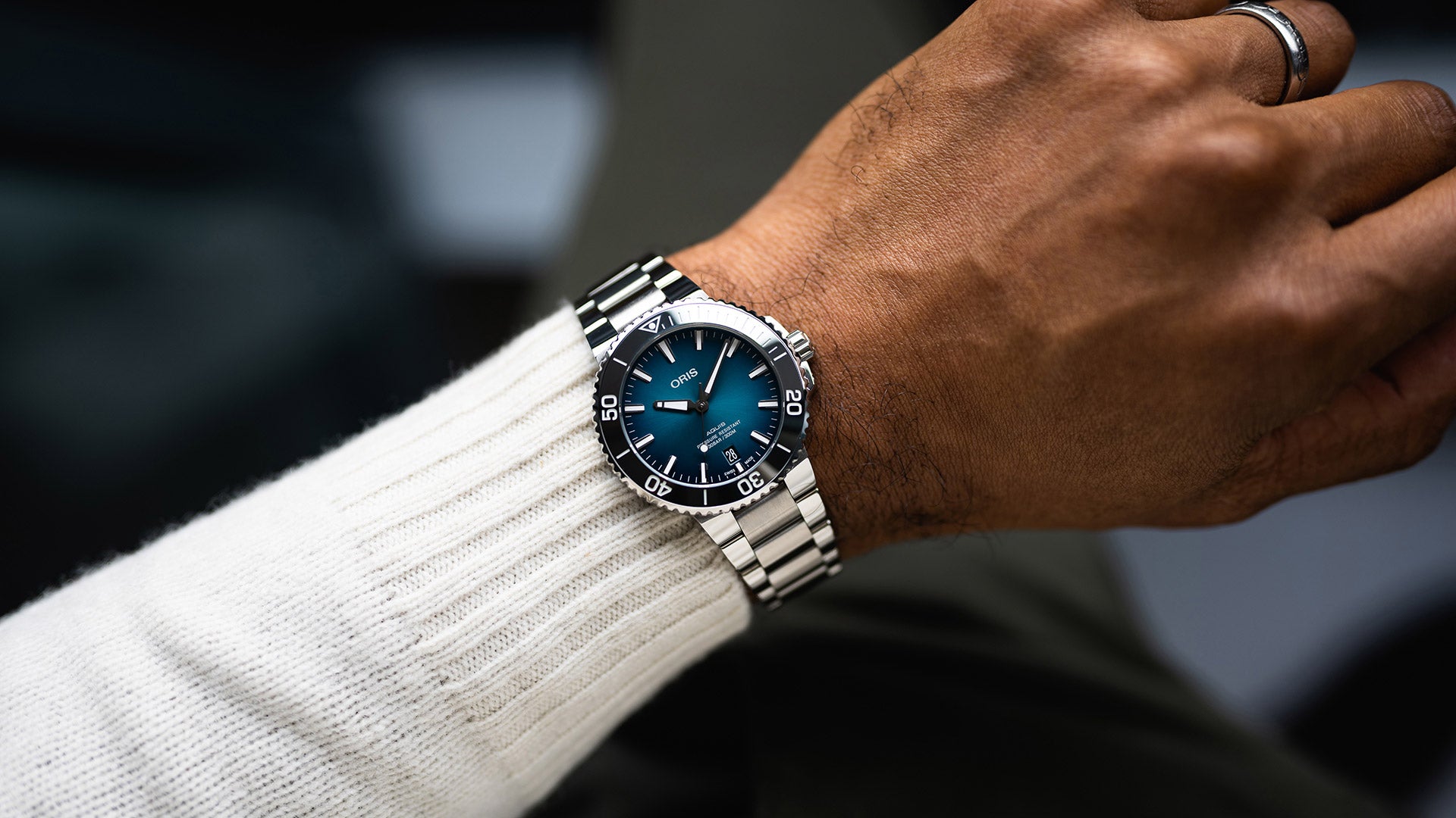 Oris aquis shop vs tissot seastar