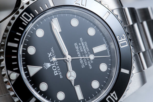 Comparison of One of the Most Favored Rolex Watches ever Worn 116610 > 16610